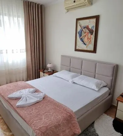 Fantastic 3rd Floor Apartment *